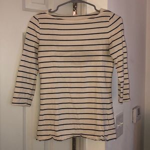 3/4 sleeve wideneck tshirt